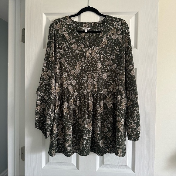 LSize L Reitmans Boho Green Floral Blouse Top with Ruffle Sleeve - Picture 1 of 5